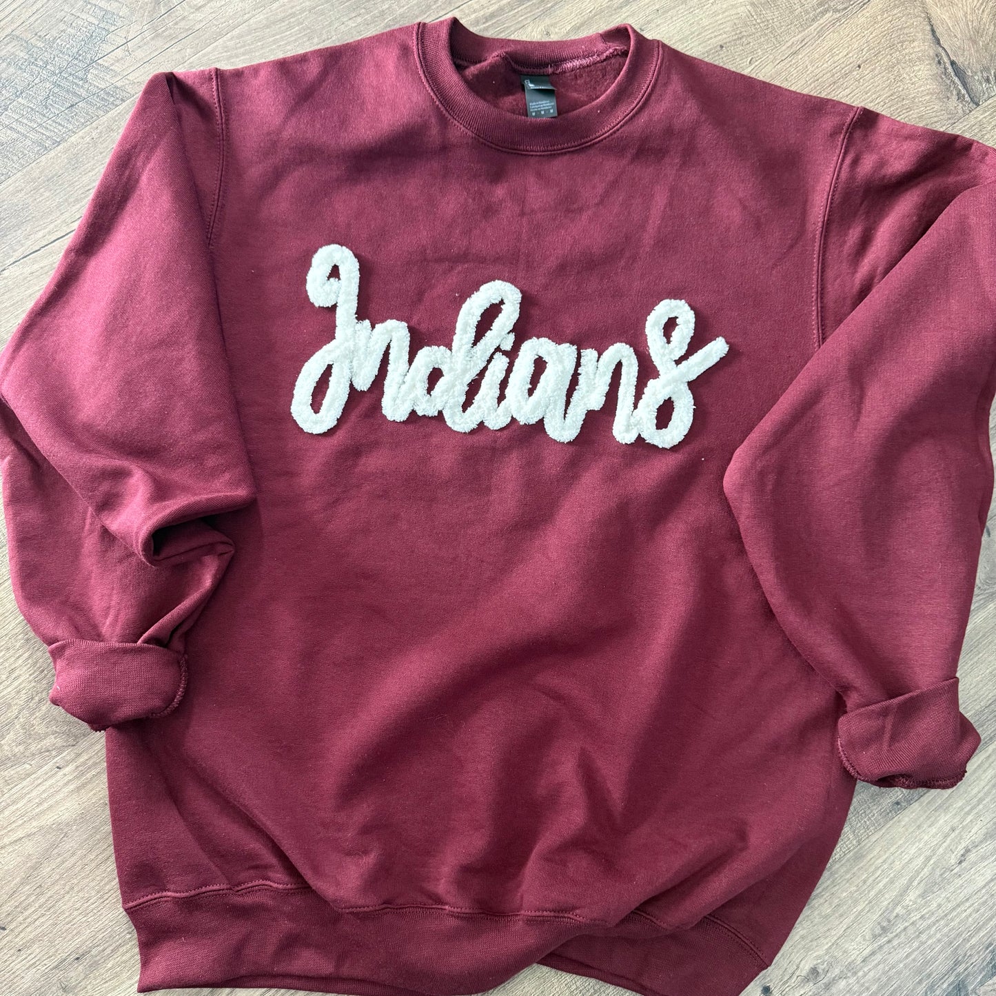 Canal Winchester Indians Chenille Crewneck Sweatshirt – Ohio School Spirit Pullover